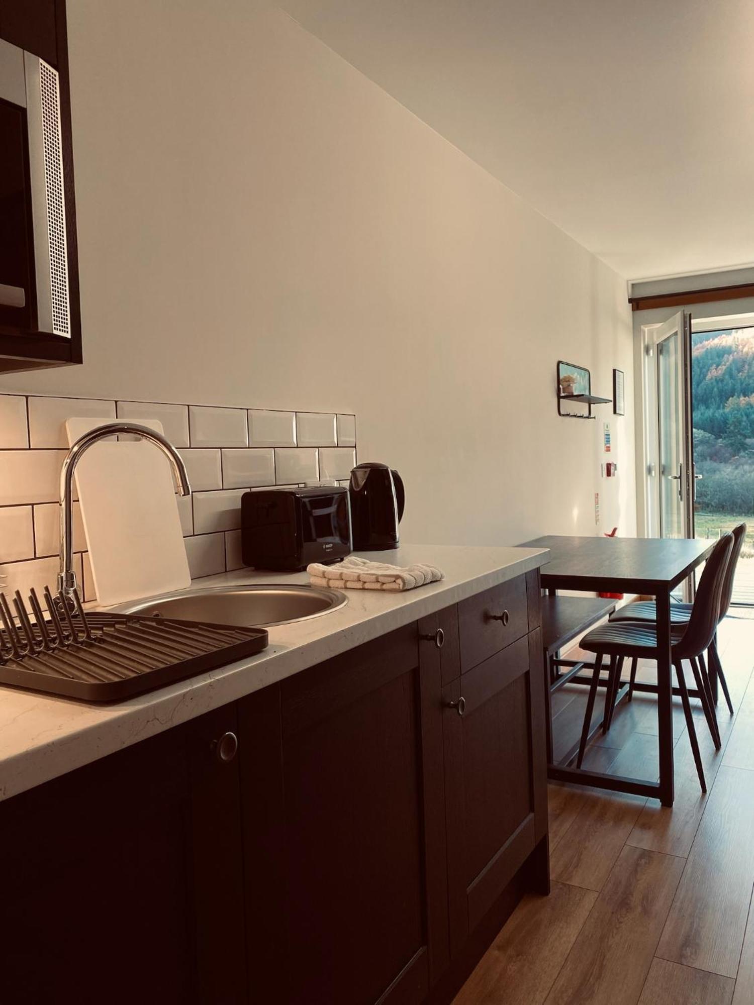 Ben Nevis Inn Rooms 威廉堡 外观 照片