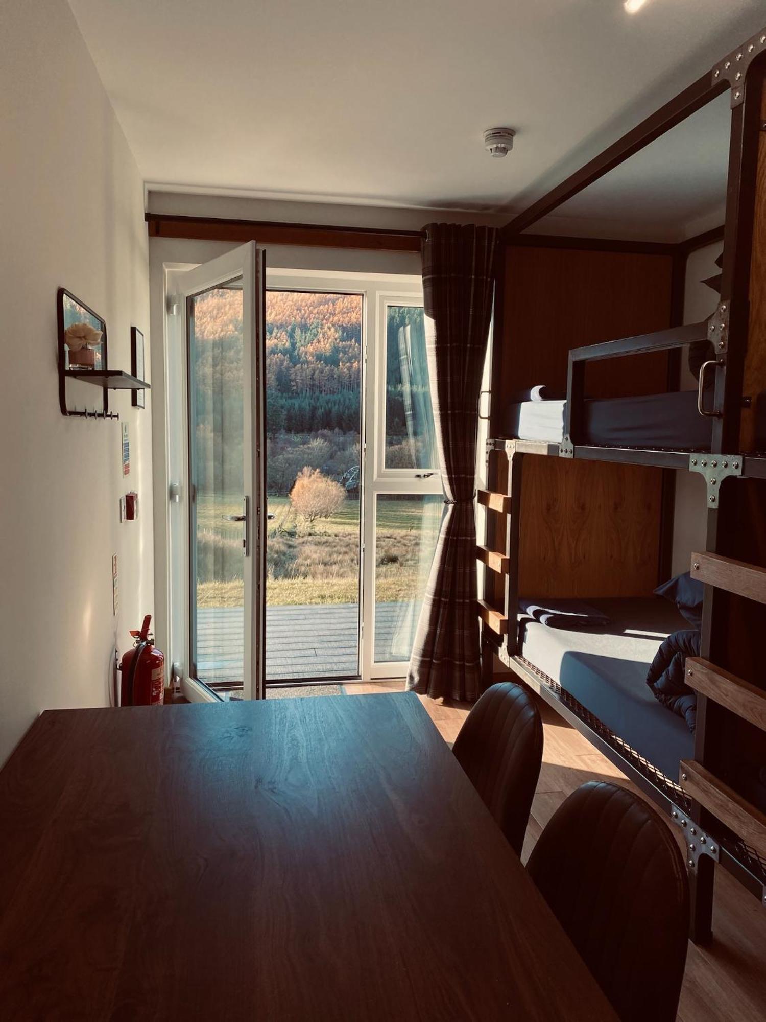 Ben Nevis Inn Rooms 威廉堡 外观 照片